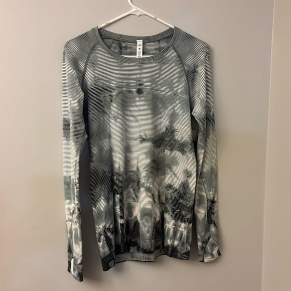 Lululemon Swiftly Tech Long Sleeve 2.0 MultiDye Shibori Stripe Graphite Grey 10 - Picture 3 of 10